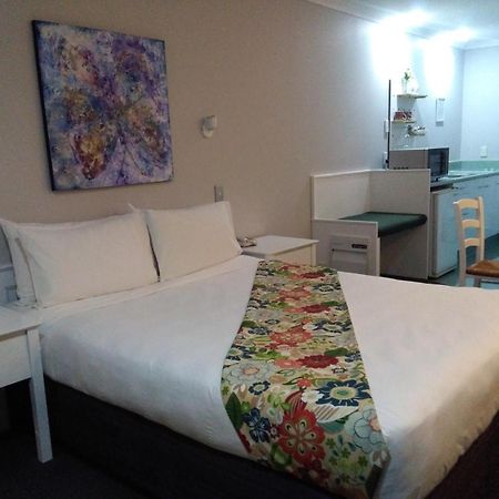 Colonial Lodge Motel Τούπο Εξωτερικό φωτογραφία